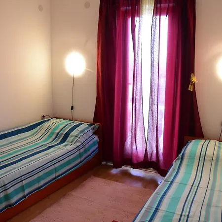 Apartment Zana